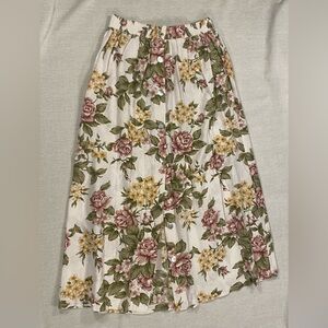 Teddi A-Line Skirt with Floral Design and Abalone Button up Detail